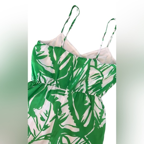 Lilly Pulitzer for Target Green and White Tropical Print Jumper Size Large - Picture 6 of 6